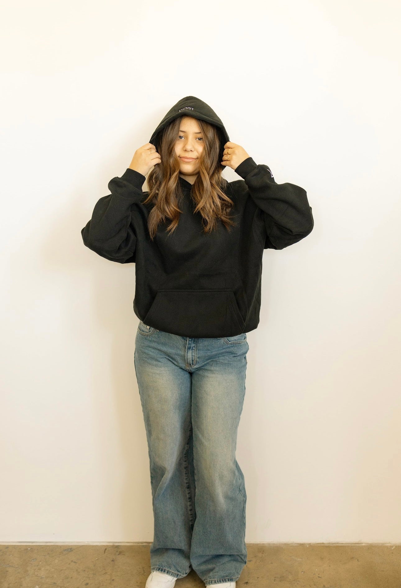 BLACK HEAVYWEIGHT HOODIE